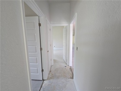FANTASTIC 3 BEDROOM / 2 BATH GREAT ROOM PLAN WITH HUGE FAMILY on Twisted Oaks Golf Club in Florida - for sale on GolfHomes.com, golf home, golf lot