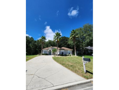 Fabulous Location in the heart of Julington Creek Plantation! on Julington Creek Golf Club in Florida - for sale on GolfHomes.com, golf home, golf lot