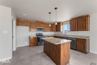 Like-new desert retreat in Coyote Wash! This beautiful 3-bedroom on The Links At Coyote Wash in Arizona - for sale on GolfHomes.com, golf home, golf lot