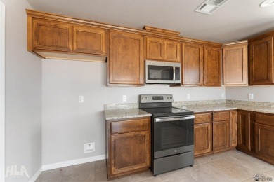 Like-new desert retreat in Coyote Wash! This beautiful 3-bedroom on The Links At Coyote Wash in Arizona - for sale on GolfHomes.com, golf home, golf lot