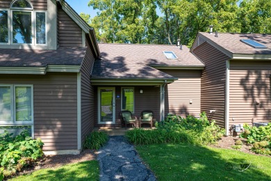 Townhouse for sale, Galena, IL 61036. One-bedroom, two-bathroom on Eagle Ridge Inn and Resort in Illinois - for sale on GolfHomes.com, golf home, golf lot