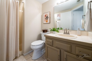 Townhouse for sale, Galena, IL 61036. One-bedroom, two-bathroom on Eagle Ridge Inn and Resort in Illinois - for sale on GolfHomes.com, golf home, golf lot