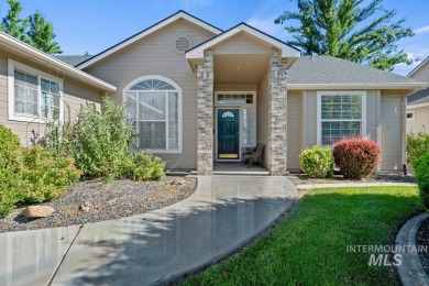 Beautifully Updated Home with Golf Course Views in Prime on Lakeview Golf Club in Idaho - for sale on GolfHomes.com, golf home, golf lot