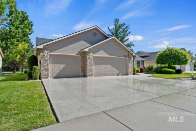 Beautifully Updated Home with Golf Course Views in Prime on Lakeview Golf Club in Idaho - for sale on GolfHomes.com, golf home, golf lot