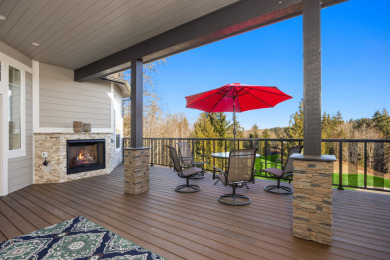 Golfer’s Luxurious dream home on White Horse Golf Club in Washington - for sale on GolfHomes.com, golf home, golf lot