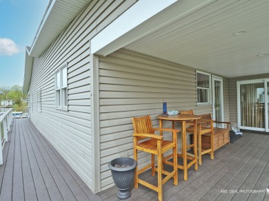 If you want to get away from it all, this is the property for on Chapel Hill Country Club in Illinois - for sale on GolfHomes.com, golf home, golf lot