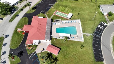 BETTER BE QUICK TO THIS ABSOLUTELY TURN KEY HOME IN THE ACTIVE on Mainlands Golf Club in Florida - for sale on GolfHomes.com, golf home, golf lot