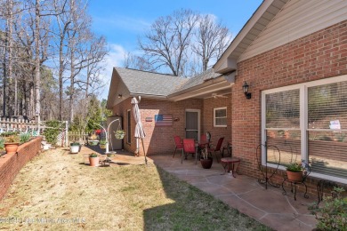 Spacious Brick Home on Two Lots in StillWaters! Nestled on the on Stillwaters Golf and Country Club in Alabama - for sale on GolfHomes.com, golf home, golf lot