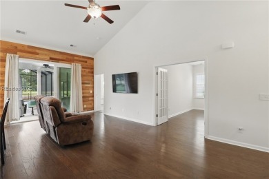 This beautifully maintained 3-bed, 2-bath home with a heated on Hilton Head Lakes Golf Club in South Carolina - for sale on GolfHomes.com, golf home, golf lot