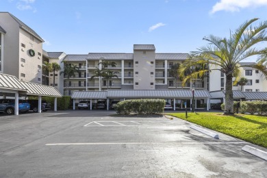 Spacious and bright 2 bedroom 2 bath condo on the top floor with on Ocean Village Golf Course in Florida - for sale on GolfHomes.com, golf home, golf lot