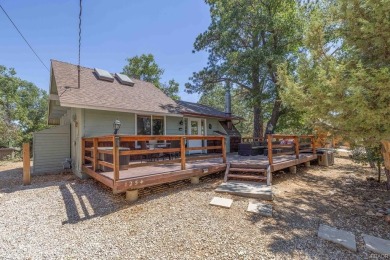 Welcome to the most charming Moonridge cabin, nestled among on Big Bear Mountain Ski and Golf Resort in California - for sale on GolfHomes.com, golf home, golf lot