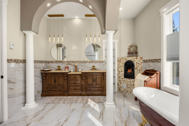 Golfer’s Luxurious dream home on White Horse Golf Club in Washington - for sale on GolfHomes.com, golf home, golf lot