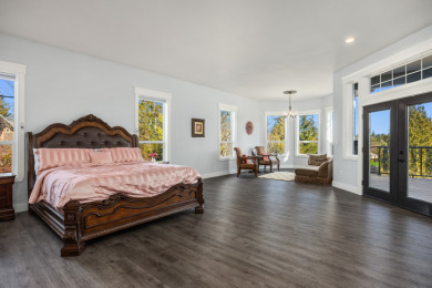 Golfer’s Luxurious dream home on White Horse Golf Club in Washington - for sale on GolfHomes.com, golf home, golf lot