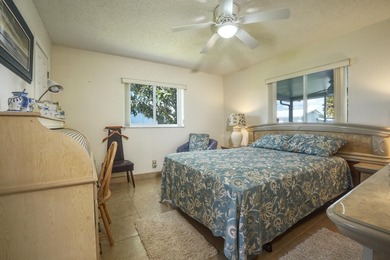 Welcome home to this well-maintained 2-bedroom, 2 bath CBS home on Leisureville Community Golf Course in Florida - for sale on GolfHomes.com, golf home, golf lot