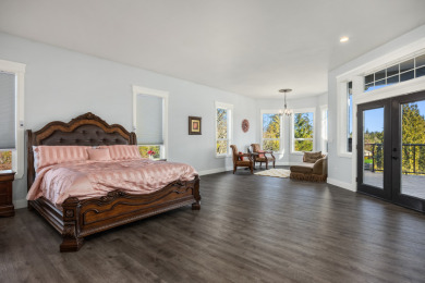 Golfer’s Luxurious dream home on White Horse Golf Club in Washington - for sale on GolfHomes.com, golf home, golf lot