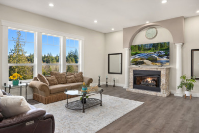 Golfer’s Luxurious dream home on White Horse Golf Club in Washington - for sale on GolfHomes.com, golf home, golf lot
