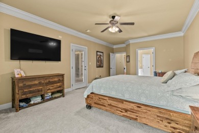 Looking for a new house for your family? This one is it! Step on Greystone Country Club in Arkansas - for sale on GolfHomes.com, golf home, golf lot