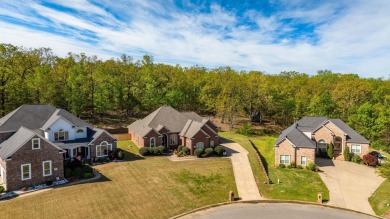 Looking for a new house for your family? This one is it! Step on Greystone Country Club in Arkansas - for sale on GolfHomes.com, golf home, golf lot