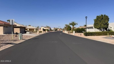 Spacious 3-bed, 3-bath + loft, 2-story home on golf course on Cottonwood Country Club in Arizona - for sale on GolfHomes.com, golf home, golf lot