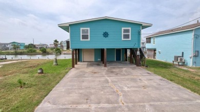 Coastal Canal Front Home in Holiday Beach, Rockport. This on Lamar Golf Course in Texas - for sale on GolfHomes.com, golf home, golf lot