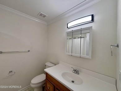 Beautifully renovated 2 bed, 2 bath home in the desirable on Greenbriar Woodlands in New Jersey - for sale on GolfHomes.com, golf home, golf lot