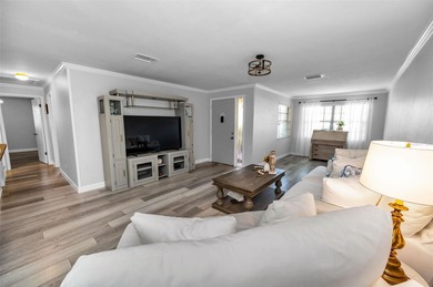 Spacious Centrally Located, 2 bedroom, 2 bathroom, villa style on Seven Springs Golf and Country Club in Florida - for sale on GolfHomes.com, golf home, golf lot