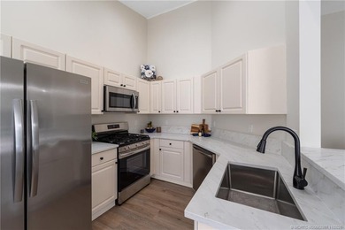 Welcome home to this beautifully remodeled 2 bdrm + den on St. Lucie Trail Golf Club in Florida - for sale on GolfHomes.com, golf home, golf lot