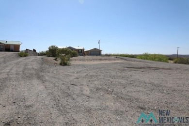 3-bedroom, 2-bath manufactured home on a large 0.67-acre lot in on Sierra Del Rio Golf Club in New Mexico - for sale on GolfHomes.com, golf home, golf lot