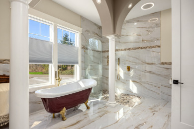 Golfer’s Luxurious dream home on White Horse Golf Club in Washington - for sale on GolfHomes.com, golf home, golf lot