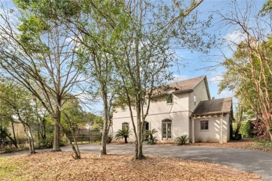 Beautiful Estate Home located in the heart of Country Club on Country Club of Mobile in Alabama - for sale on GolfHomes.com, golf home, golf lot