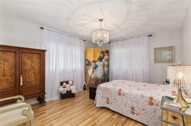 PRICE ADJUSTMENT ON THIS RETIREMENT DREAM in this 55+ community on The Links of Spruce Creek in Florida - for sale on GolfHomes.com, golf home, golf lot