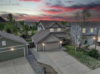 This beautifully maintained 2-story home tucked into the on Antler Creek Golf Course in Colorado - for sale on GolfHomes.com, golf home, golf lot