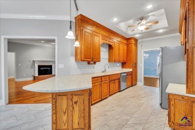 Discover this beautifully crafted 3-bedroom, all-brick home in on Landings Golf Club in Georgia - for sale on GolfHomes.com, golf home, golf lot