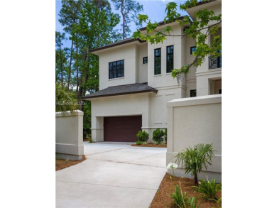 Exceptional Lowcountry living in this NEW CONSTRUCTION courtyard on Wexford Golf Club in South Carolina - for sale on GolfHomes.com, golf home, golf lot