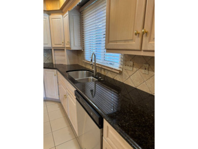 ***THIS IS AN ONLINE ONLY AUCTION! THE PRICE LISTED IS THE on Country Club of Missouri in Missouri - for sale on GolfHomes.com, golf home, golf lot