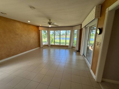 ***THIS IS AN ONLINE ONLY AUCTION! THE PRICE LISTED IS THE on Country Club of Missouri in Missouri - for sale on GolfHomes.com, golf home, golf lot