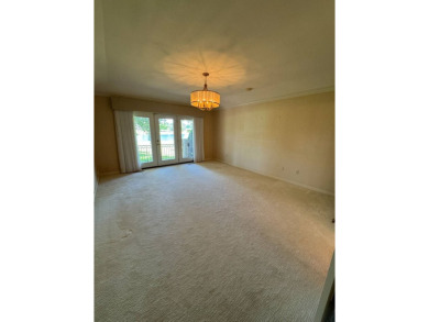 ***THIS IS AN ONLINE ONLY AUCTION! THE PRICE LISTED IS THE on Country Club of Missouri in Missouri - for sale on GolfHomes.com, golf home, golf lot
