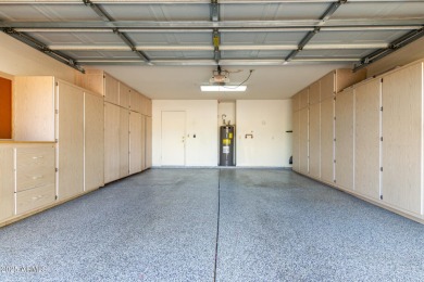 Move-in ready!  This lovely 2 bed, 2 bath home in Westbrook on Westbrook Village / Vista Golf Course in Arizona - for sale on GolfHomes.com, golf home, golf lot