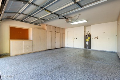Move-in ready!  This lovely 2 bed, 2 bath home in Westbrook on Westbrook Village / Vista Golf Course in Arizona - for sale on GolfHomes.com, golf home, golf lot
