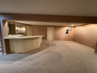 ***THIS IS AN ONLINE ONLY AUCTION! THE PRICE LISTED IS THE on Country Club of Missouri in Missouri - for sale on GolfHomes.com, golf home, golf lot
