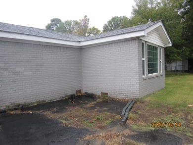 Real Estate for sale 227-225 Golf Links road, 2785SF brick with on Hot Springs Golf and Country Club in Arkansas - for sale on GolfHomes.com, golf home, golf lot