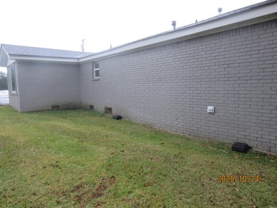 Real Estate for sale 227-225 Golf Links road, 2785SF brick with on Hot Springs Golf and Country Club in Arkansas - for sale on GolfHomes.com, golf home, golf lot