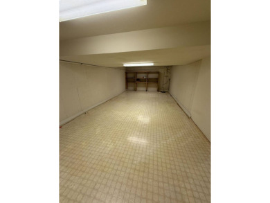 ***THIS IS AN ONLINE ONLY AUCTION! THE PRICE LISTED IS THE on Country Club of Missouri in Missouri - for sale on GolfHomes.com, golf home, golf lot