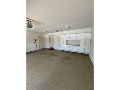***THIS IS AN ONLINE ONLY AUCTION! THE PRICE LISTED IS THE on Country Club of Missouri in Missouri - for sale on GolfHomes.com, golf home, golf lot