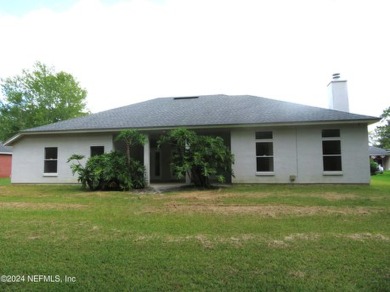 Great opportunity in Bent Creek Golf Community. 4 bedroom/2 bath on Bent Creek Golf Course in Florida - for sale on GolfHomes.com, golf home, golf lot