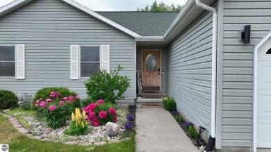 Discover your dream lifestyle in this 3 bedroom 2 bath home that on The Pines Golf Course at Lake Isabella in Michigan - for sale on GolfHomes.com, golf home, golf lot