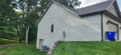 Highly desirable location in Huntington Park adjacent to on Franklin Country Club in Kentucky - for sale on GolfHomes.com, golf home, golf lot