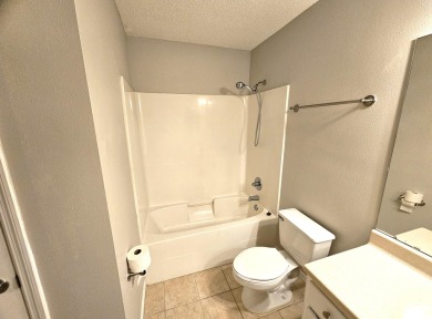 FRESH NEW PAINT & CARPETING THROUGHOUT! Welcome to on Bluewater Bay Resort in Florida - for sale on GolfHomes.com, golf home, golf lot