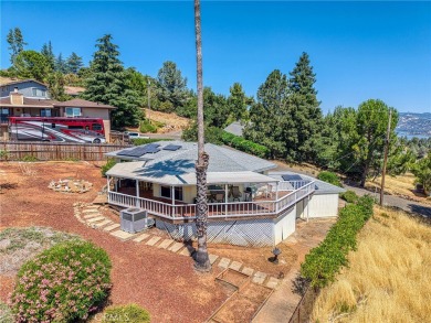 Great house with vaulted round wood ceiling, windows seem newer on The Riviera Hills Golf and Country Club in California - for sale on GolfHomes.com, golf home, golf lot