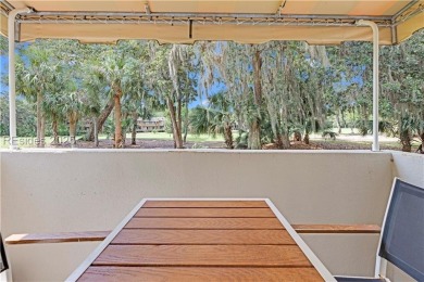 This beautifully updated 2 BR, 2 BA flat in the sought-after on Shipyard Golf Club in South Carolina - for sale on GolfHomes.com, golf home, golf lot